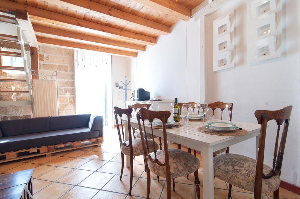 Casa Nei Fiori Di Lecce Apartment ภายนอก รูปภาพ